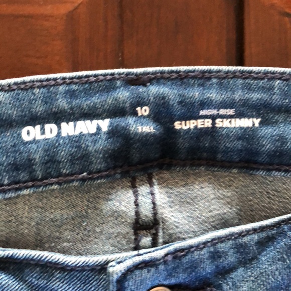 Women’s size 10 tall old navy high-rise super skinny bluejeans - Picture 4 of 11